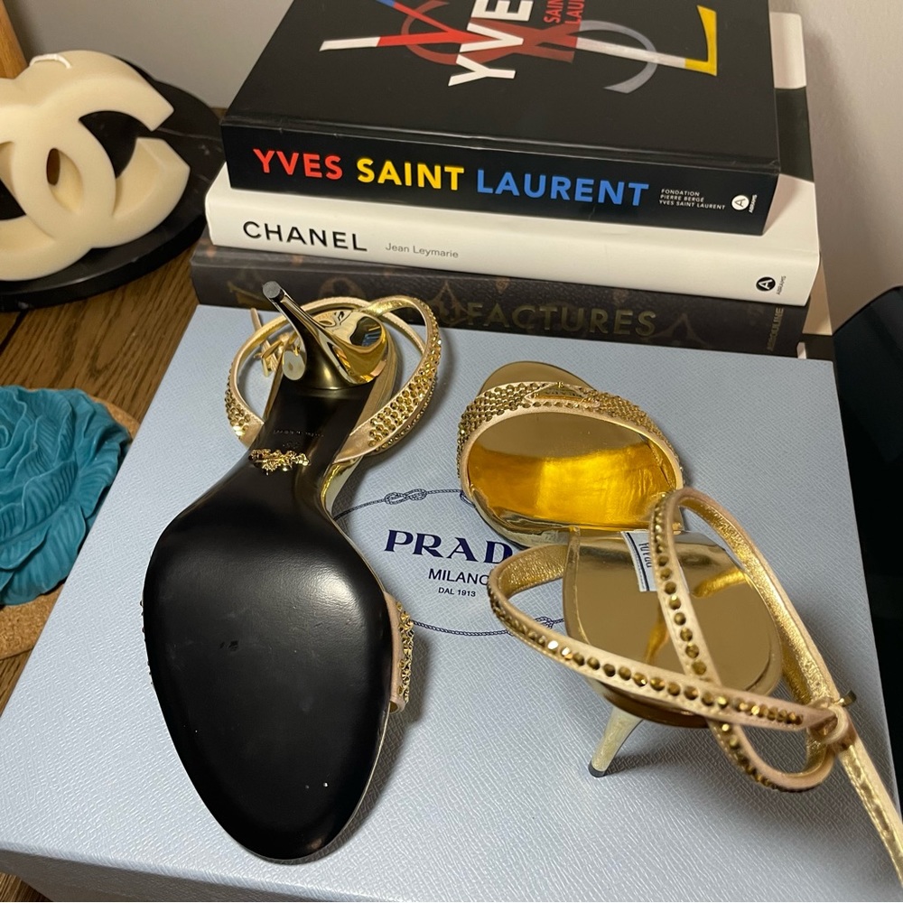 SOLD!$900 OFF New! PRADA with Cristal 🌟✨✨✨ - Picture 9 of 11